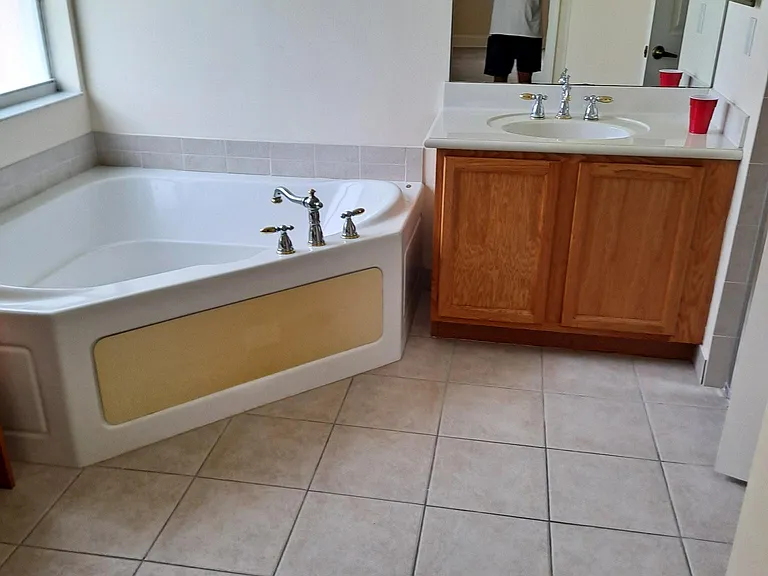 631 Tangelo Cir SW — Photo 10