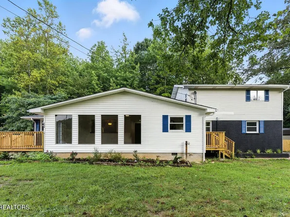 3034 Roane State Hwy, Harriman, TN 37748