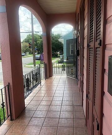 3rd image of 2300 Ursulines Ave #A