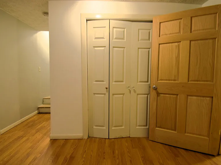 1136 Anthrop Dr — Photo 19