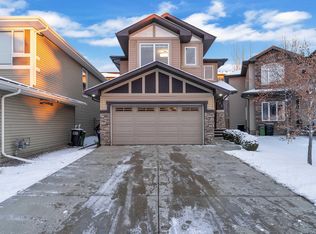 723 57th St SW, Edmonton, AB T6X 0G6