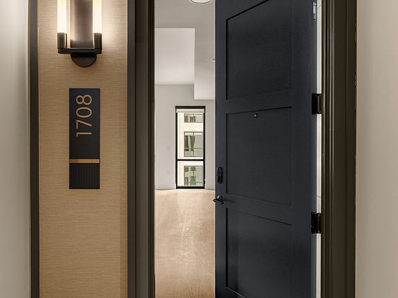 3rd image of 930 Commerce St #58