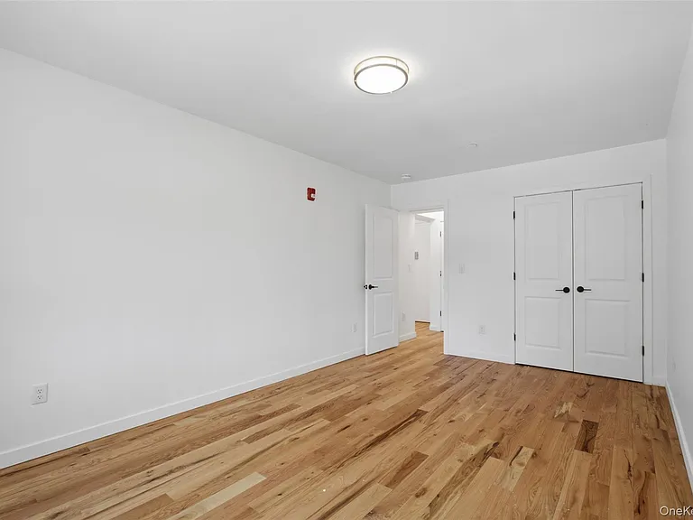 671 Bronx River Rd #2N — Photo 12