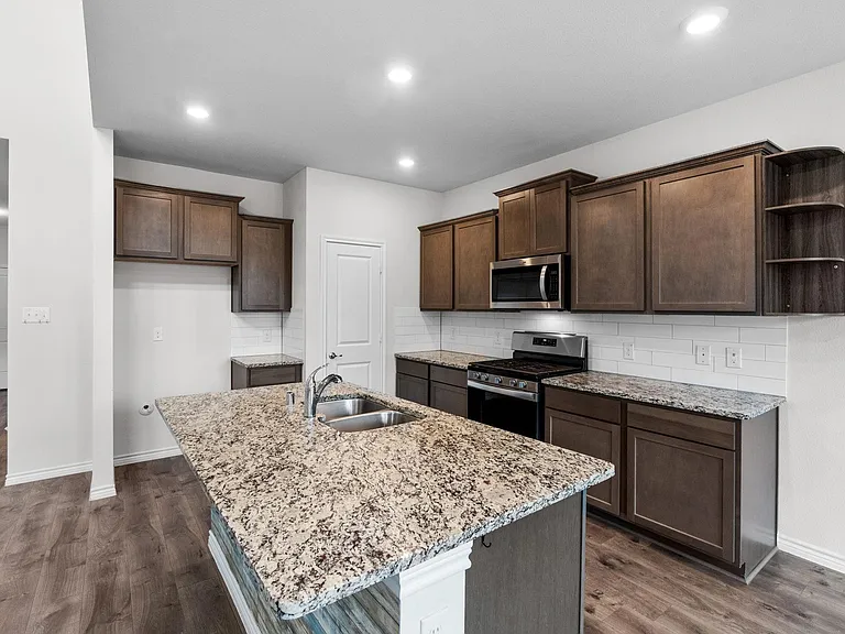 606 Rawhide Way — Photo 11