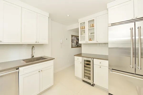 Sold by Nest Seekers International | media 18