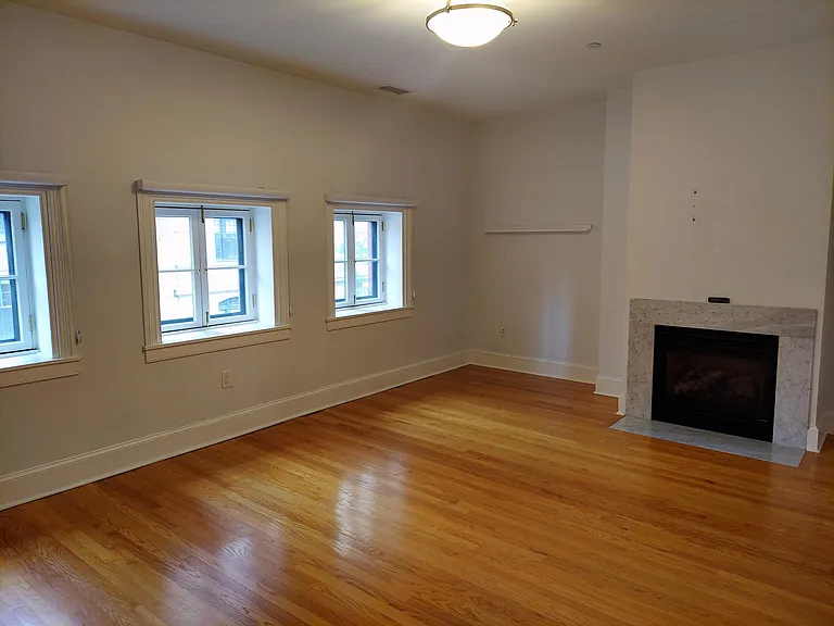 1519 Spruce St #4 — Photo 8