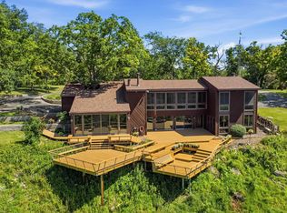 3485 Echo Hills Dr, Bellevue, IA 52031