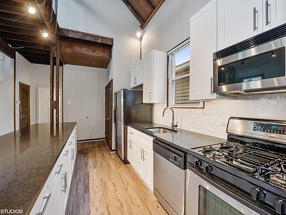 Open Kitchen