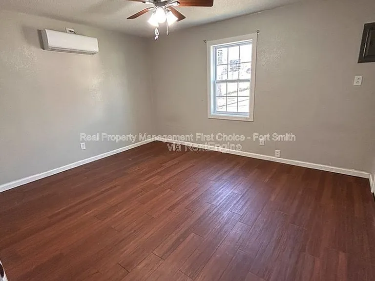 1010 S 19th St #2 — Photo 7