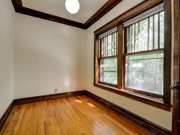 1340 W Waveland Ave #2 — Photo 2