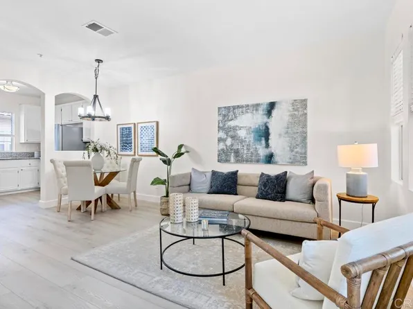 3146 Via Simpatia, Carlsbad, CA 92009