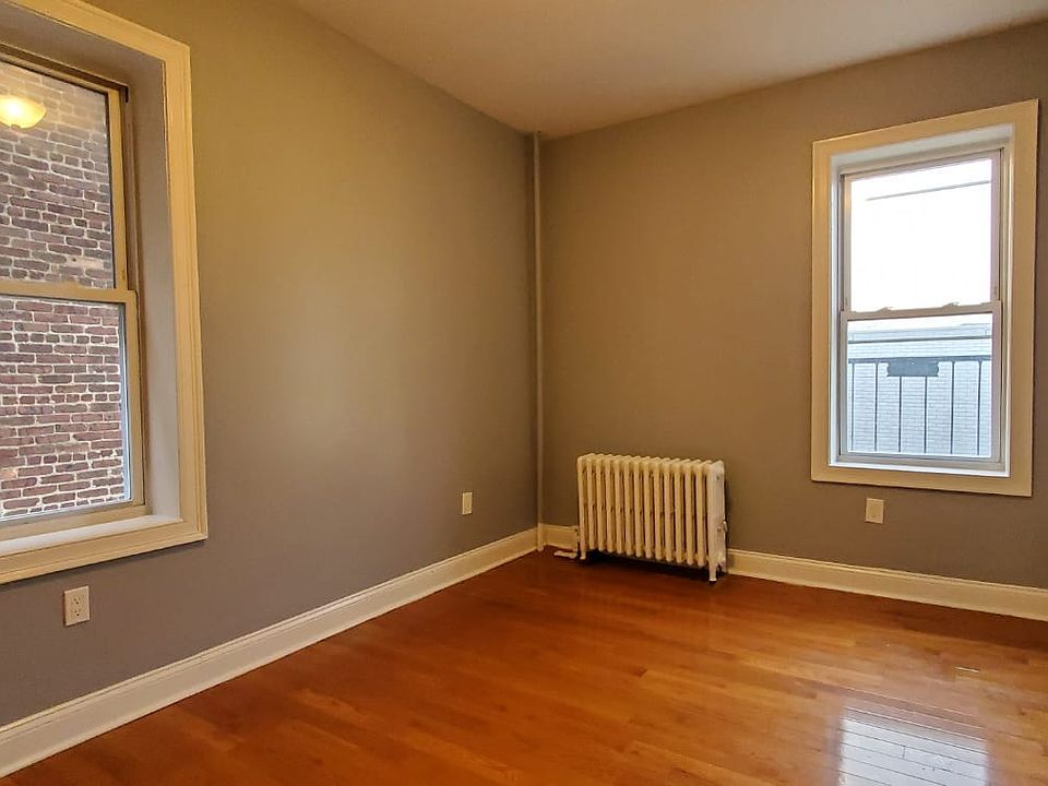 733 Avenue A Bayonne NJ Zillow