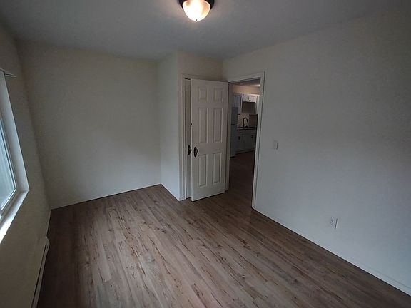4th image of 326-332 Furnace St #326-2