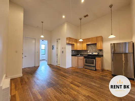 Rented by RENTBK LLC | media 1