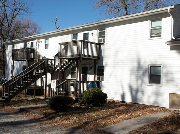 111 South St, Thomasville, NC 27360