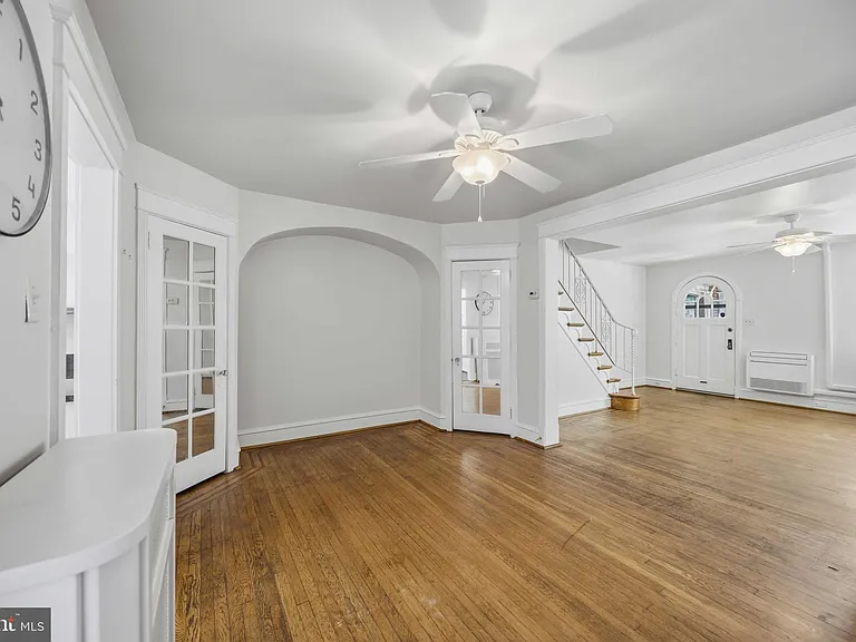 3323 Tilden St — Photo 16