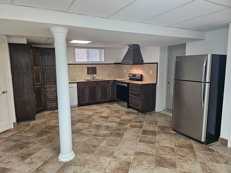 14 Sequoia Rd #BASEMENT — Photo 2