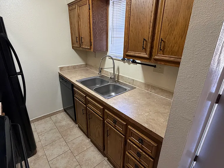 Spanish Villas Apts — Photo 7