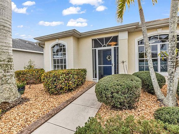 2nd image of 1693 Palace Ct