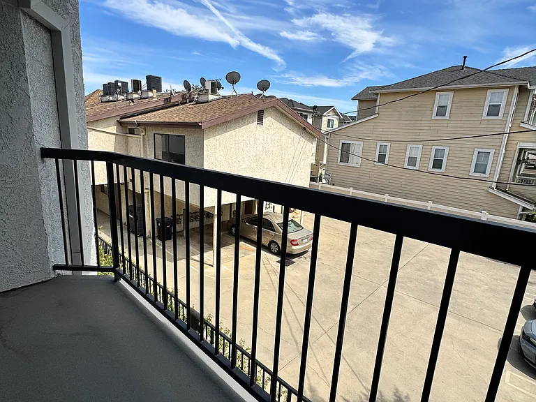 2307 N Fairview St #G — Photo 25