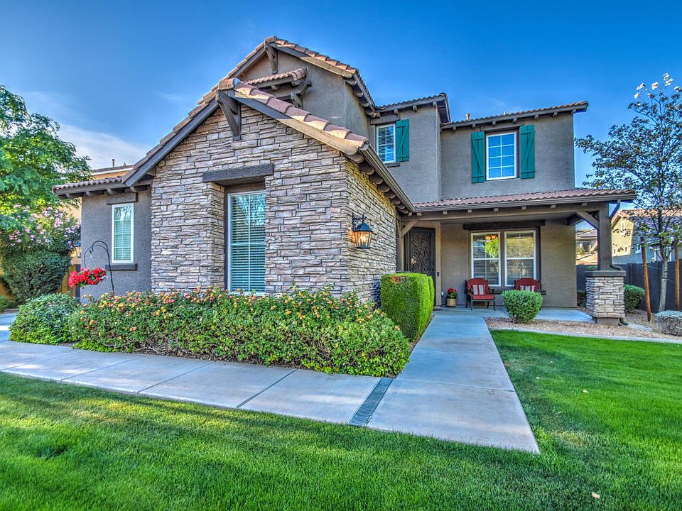 1st image of 3674 E Sierra Madre Ave