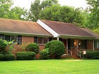 1st image of 5921 Woodstock Ct