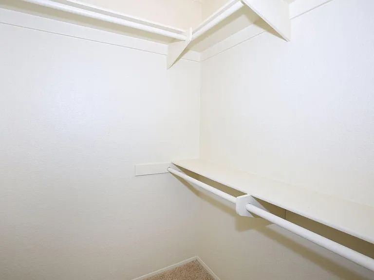One park Apartments — Photo 22