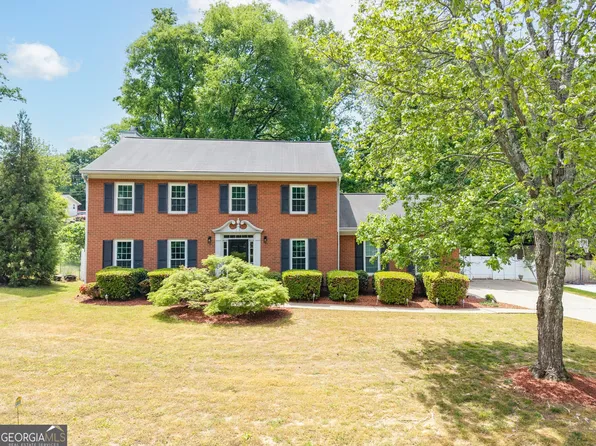 2304 Milstead Cir NE, Marietta, GA 30066