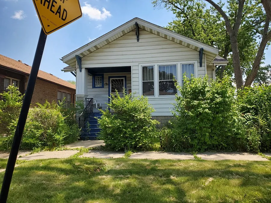 11357 S Wallace St photo 1