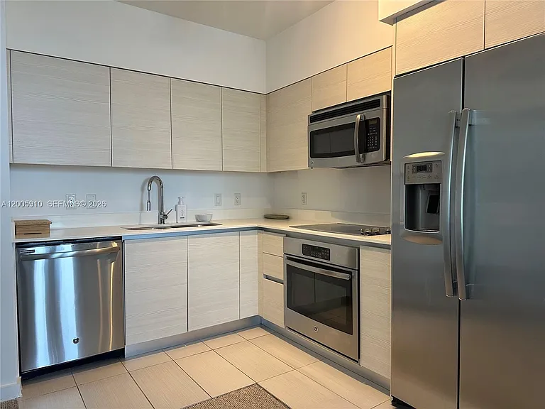 4250 Biscayne Blvd #1004 — Photo 8
