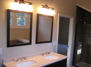 650 46th St, Des Moines, IA 50312