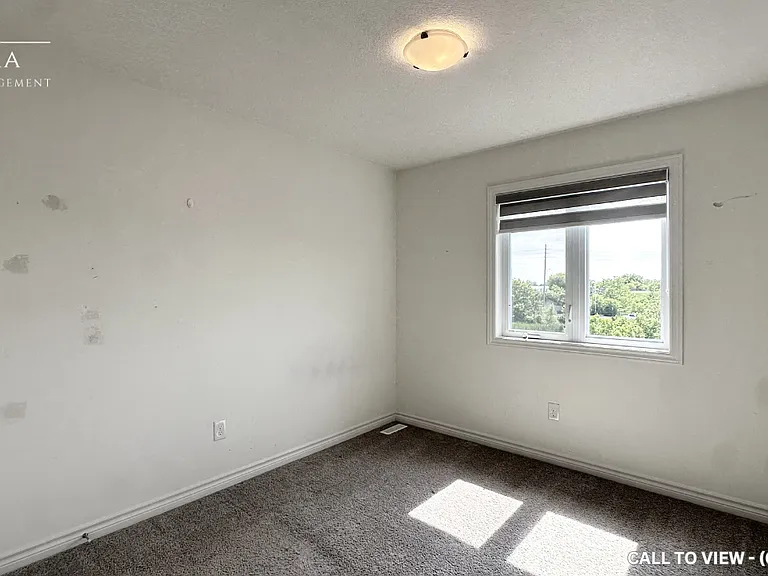 1736 Finley Cres — Photo 10