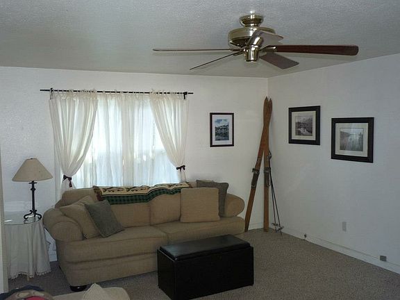 2nd image of 1031 Herbert Ave