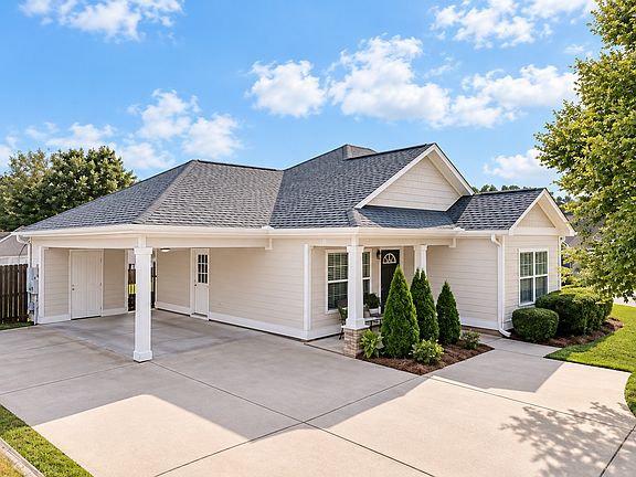 2nd image of 2395 Waterstone Cir