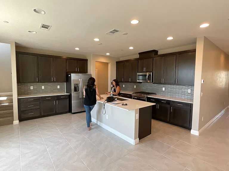 9281 Far Side Ave — Photo 6