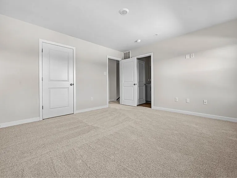 258 Soft Rush Ln — Photo 16