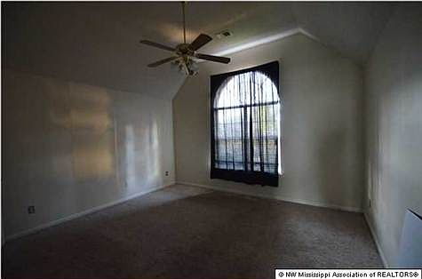 5th image of 9105 Lakeshore Dr