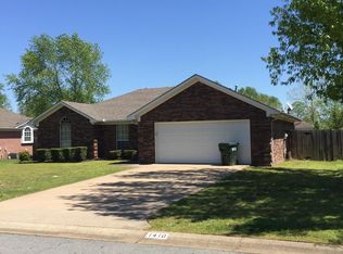 1410 Hathaway Dr, Conway, AR 72034