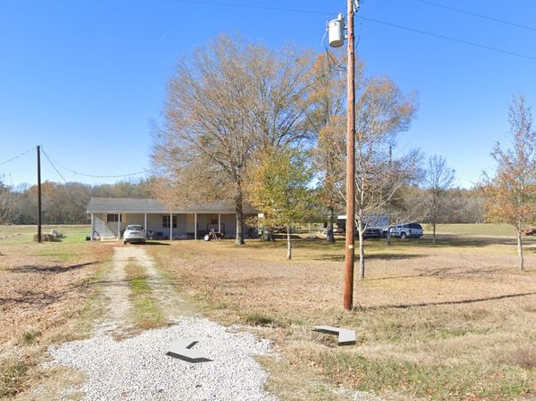 102 Carol Ln