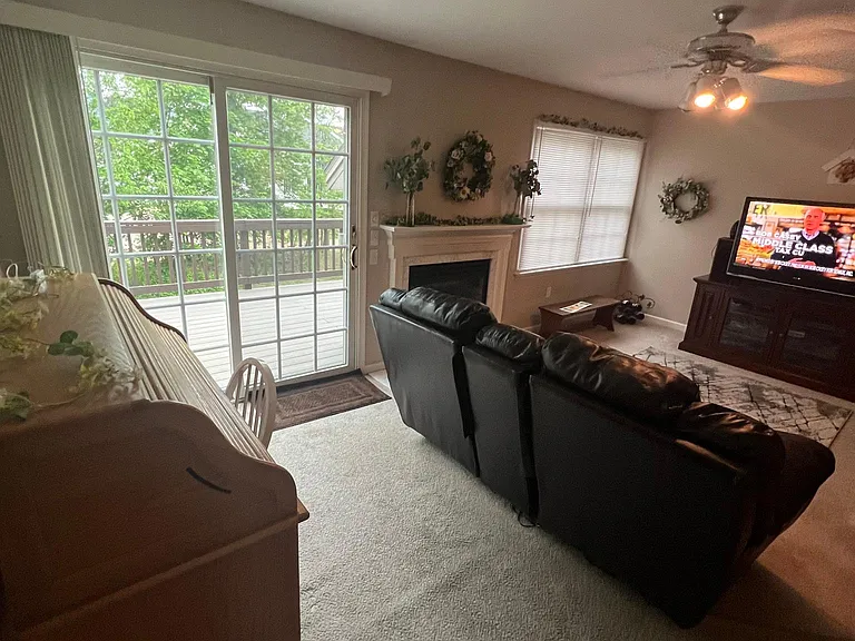 4104 Caissons Ct — Photo 12