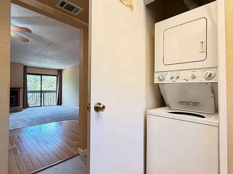 3039 Estepa Dr #6D — Photo 10