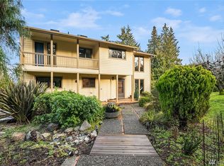 11118 Asta Ln SW, Vashon, WA 98070