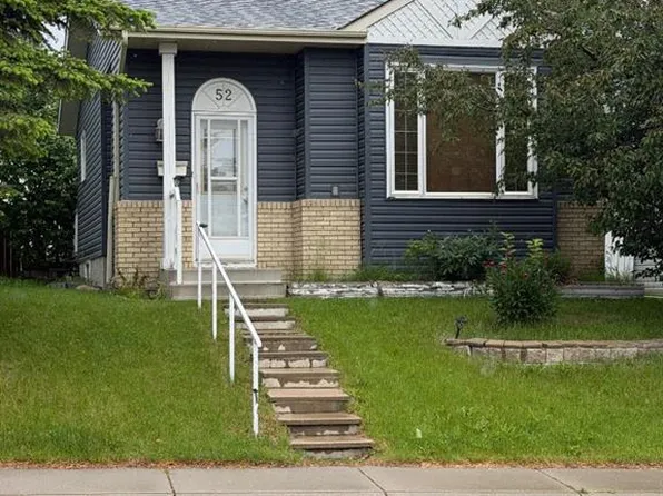 52 SE Covington Rd NE, Calgary, AB T3K 4A7