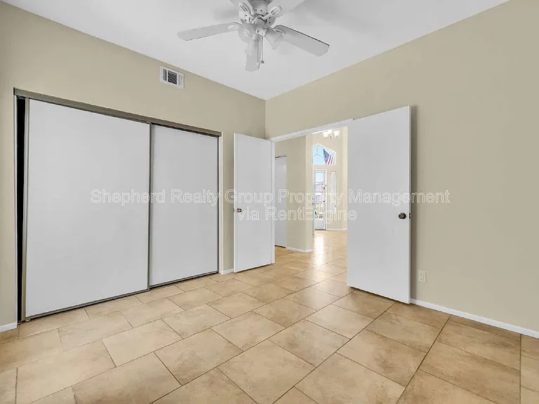 19944 Westerly Dr — Photo 13