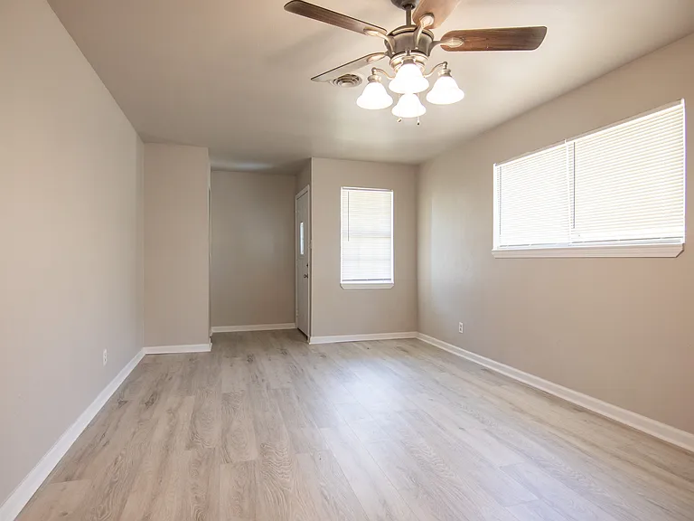 3714 Ridgemont Dr — Photo 12