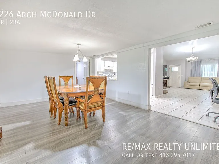 2226 Arch McDonald Dr — Photo 9