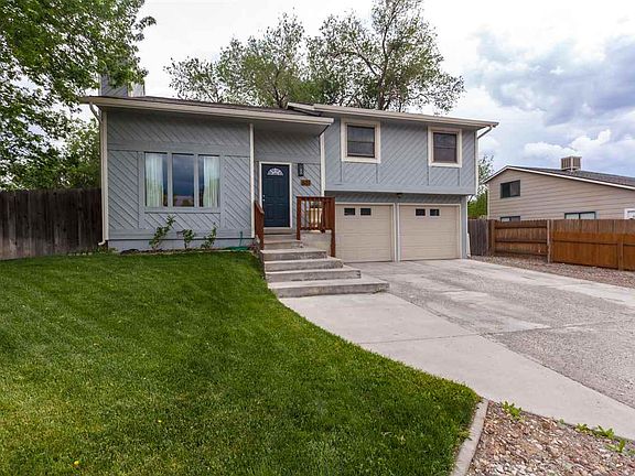 2nd image of 631 Aspenwood Ln