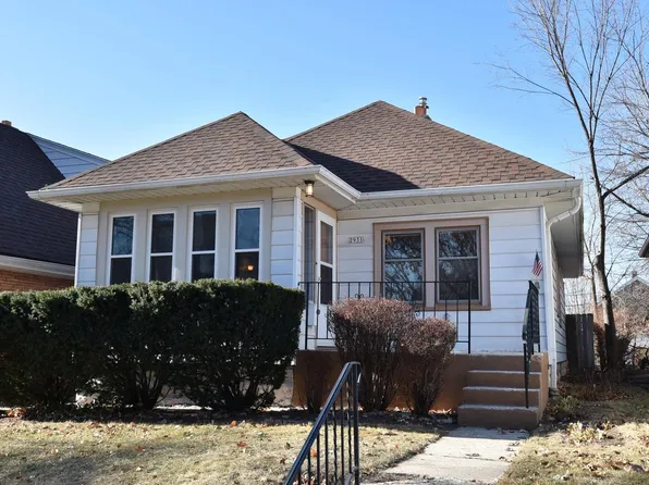 2931 South 32nd STREET, Milwaukee, WI 53215