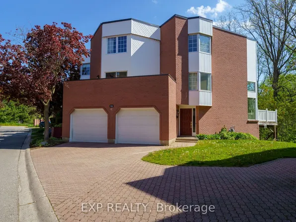 703 Windermere Rd #11, London, ON N5X 2P1
