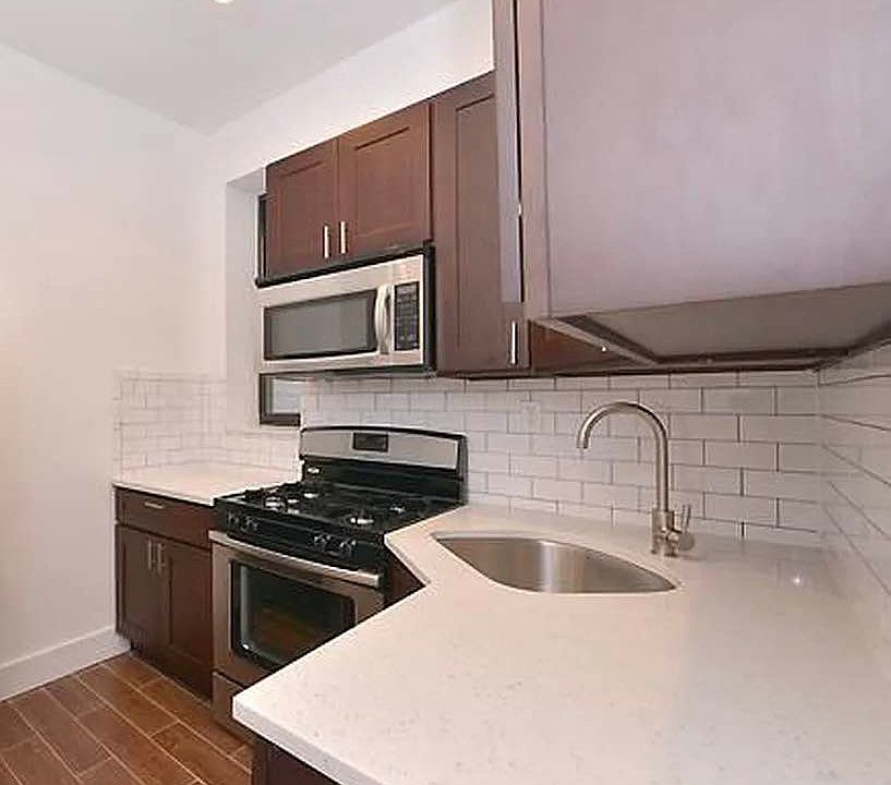 1st image of 353 E 52nd St APT 1B